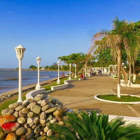 Lovely House In The Heart Of La Ceiba Villa Exterior foto